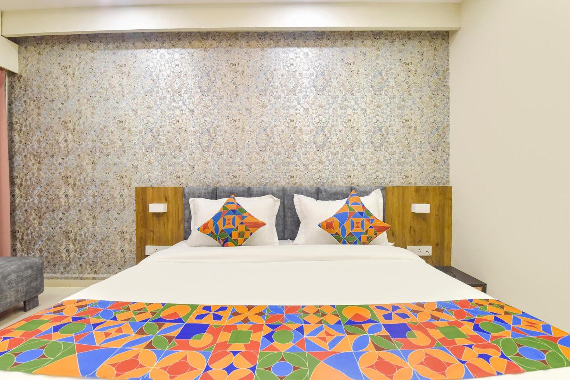 Fabhotel The Max Glory Індаур Екстер'єр фото
